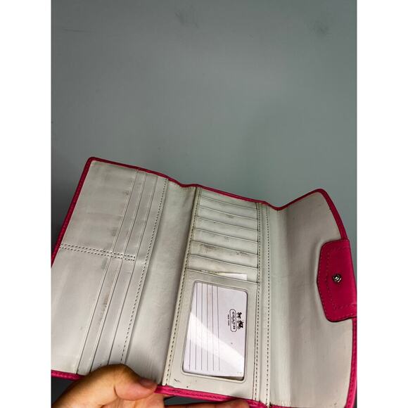 Y2K Coach Hot Pink Ashley TriFold Pleated Wallet - Picture 6 of 6